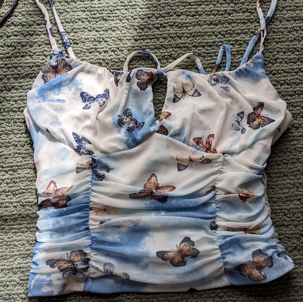 Super cute butterfly mesh top